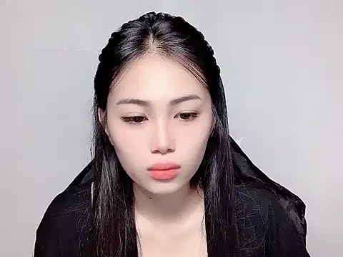 Thuy79 online show from February 1, 3:54 pm