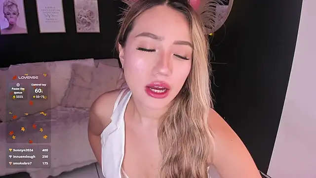 Snapshot of Isa_cortes_ chatting on February 21, 1:34 pm Isa cortes online show from February 21, 1:34 pm