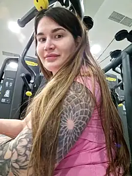 Snapshot of TattooGirlAlia chatting on March 9, 8:42 pm TattooGirlAlia online show from March 9, 8:42 pm