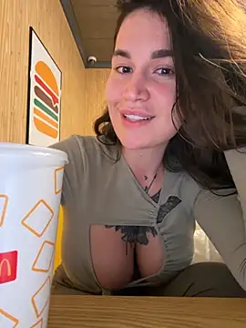 TattooGirlAlia online show from November 9, 7:56 pm