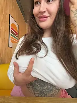 TattooGirlAlia online show from November 13, 7:18 am