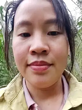 Snapshot of Lymimi chatting on February 1, 1:04 am Lymimi online show from February 1, 1:04 am