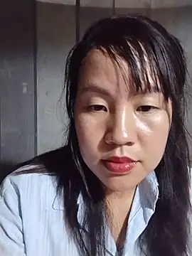 Lymimi online show from May 31, 2:46 pm