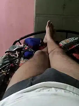 Snapshot of jesse_pinkman99 chatting on February 13, 6:37 pm jesse pinkman99 online show from February 13, 6:37 pm