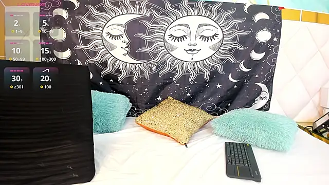 zanyx  online show from February 18, 3:30 pm