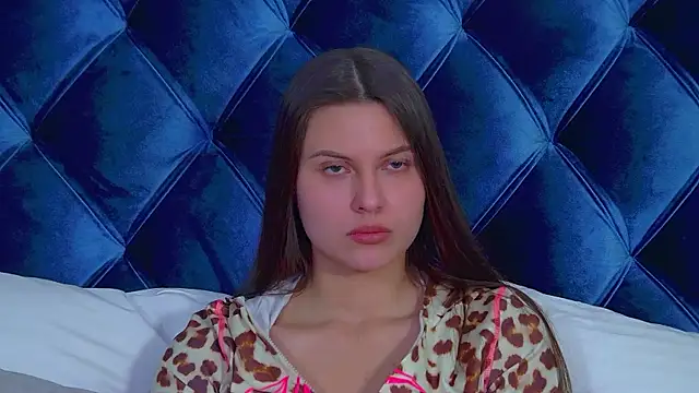 AliceVersal online show from March 5, 4:30 am