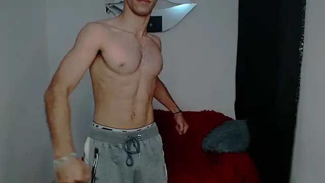 Snapshot of Caius_fox chatting on February 5, 11:15 am Caius fox online show from February 5, 11:15 am