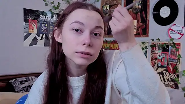 Snapshot of BuenaSchmaling chatting on February 18, 10:55 am BuenaSchmaling online show from February 18, 10:55 am