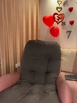 Snapshot of Dominik_Souza chatting on February 26, 12:48 pm Dominik Souza online show from February 26, 12:48 pm