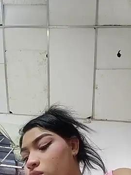 Snapshot of angela_sex_x chatting on March 3, 1:12 am angela sex x online show from March 3, 1:12 am