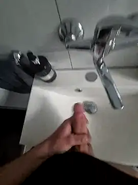 Snapshot of kondec chatting on February 3, 10:53 am kondec online show from February 3, 10:53 am