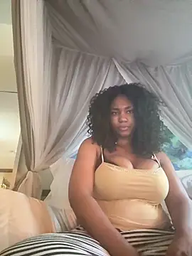 Snapshot of Ebonythroat777 chatting on July 21, 12:13 am Ebonythroat777 online show from July 21, 12:13 am