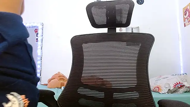 Snapshot of Lolitaa__VIP chatting on January 31, 7:11 pm Lolitaa VIP online show from January 31, 7:11 pm