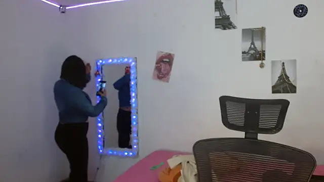 Snapshot of Lolitaa__VIP chatting on February 23, 7:55 pm Lolitaa VIP online show from February 23, 7:55 pm