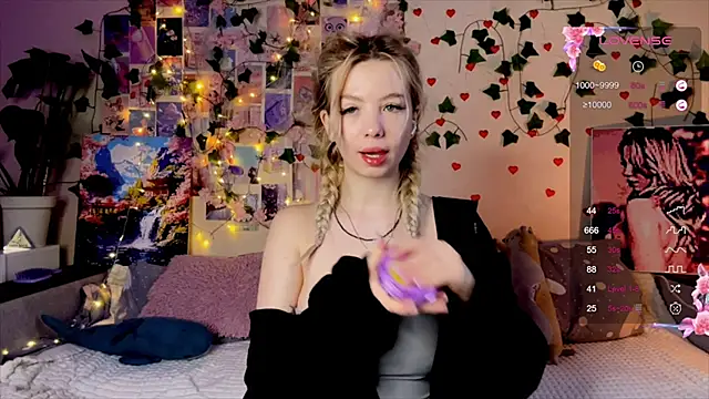 Akari-moon online show from April 22, 3:42 am