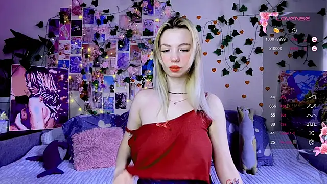 Akari-moon online show from April 30, 6:42 am