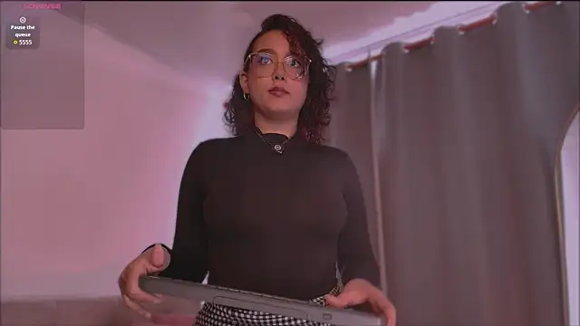 kittysophie  online show from March 27, 3:23 pm