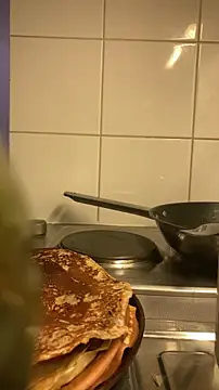 Snapshot of BadyAndShay5 chatting on February 20, 12:51 am BadyAndShay5 online show from February 20, 12:51 am