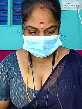 Snapshot of TamilSembaruthi143 chatting on February 6, 7:50 pm TamilSembaruthi143 online show from February 6, 7:50 pm