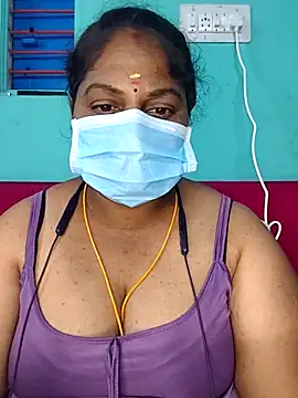 Snapshot of TamilSembaruthi143 chatting on February 15, 6:59 pm TamilSembaruthi143 online show from February 15, 6:59 pm