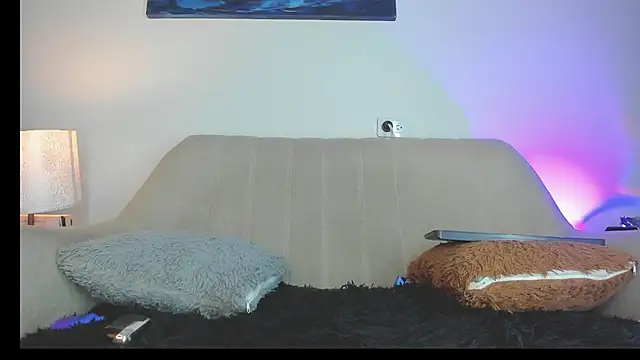 Snapshot of drakomilck1 chatting on February 20, 7:21 am drakomilck1 online show from February 20, 7:21 am