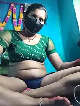 Snapshot of Chanchal_pande chatting on February 11, 3:33 am Chanchal pande online show from February 11, 3:33 am