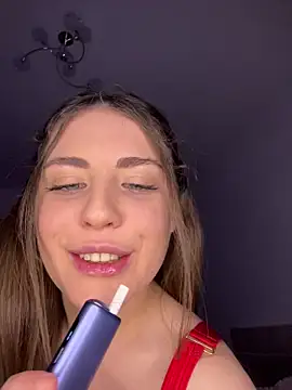 Snapshot of VanessaAnne chatting on February 1, 5:17 am VanessaAnne online show from February 1, 5:17 am