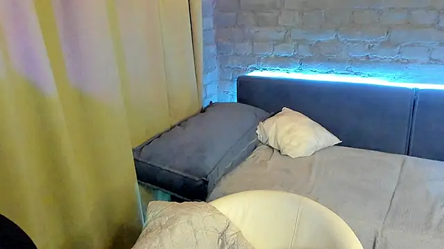 Snapshot of Walterra_White chatting on February 28, 2:29 pm Walterra White online show from February 28, 2:29 pm