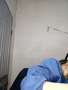 Daisy-lusia2026 online show from April 14, 2:45 pm