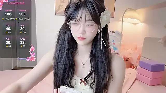 Luminous4173 online show from May 15, 10:00 am