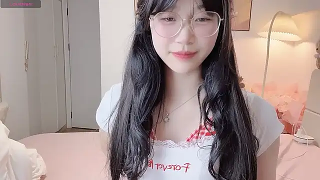 Luminous4173 online show from May 26, 1:07 pm
