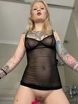 BlondeDoll  online show from February 3, 6:22 am