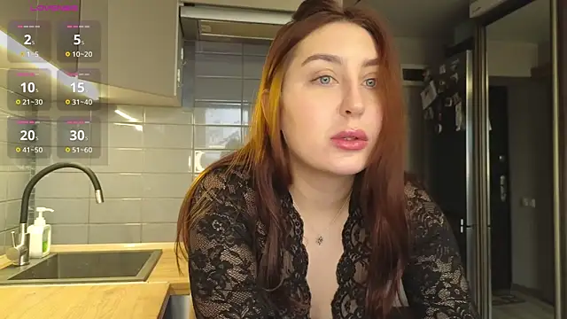 Snapshot of EvangelinFox chatting on February 12, 11:16 am EvangelinFox online show from February 12, 11:16 am