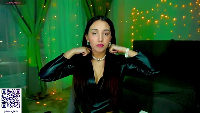 Anna Elfii online show from February 18, 6:04 pm