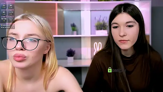 Snapshot of elis_sunny chatting on February 5, 9:58 am elis sunny online show from February 5, 9:58 am