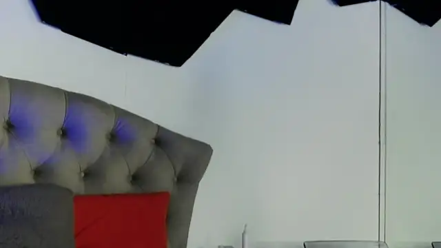 ChloeeDavis online show from February 23, 7:00 pm