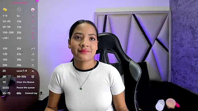 Snapshot of AyshelDoll1 chatting on March 14, 11:37 am AyshelDoll1 online show from March 14, 11:37 am