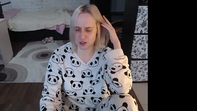 Your guilty pleasure1 online show from February 20, 12:49 pm