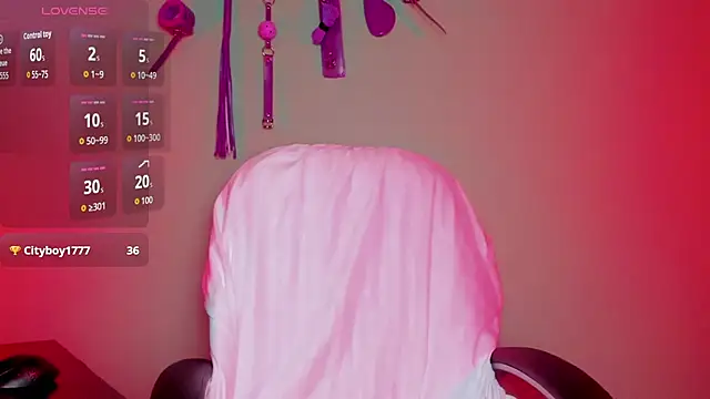 hazz smith  online show from March 16, 5:28 pm