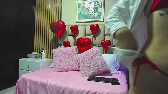 Melanyxx- online show from February 13, 3:24 am