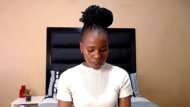 Snapshot of AppleAsss chatting on February 22, 11:31 am AppleAsss online show from February 22, 11:31 am