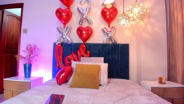 AnnaBroooks online show from February 14, 12:07 am