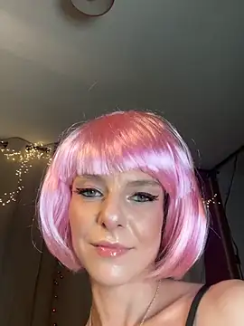 Snapshot of Olivia-Brooks chatting on February 1, 7:23 pm Olivia-Brooks online show from February 1, 7:23 pm