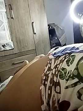 Snapshot of kelly_sa chatting on February 23, 9:45 pm kelly sa online show from February 23, 9:45 pm