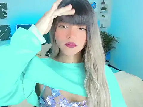 Snapshot of ZoeSchmmit chatting on June 22, 9:01 pm ZoeSchmmit online show from June 22, 9:01 pm