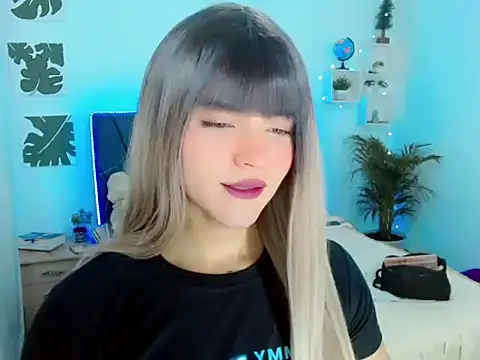 Snapshot of ZoeSchmmit chatting on July 11, 7:27 pm ZoeSchmmit online show from July 11, 7:27 pm