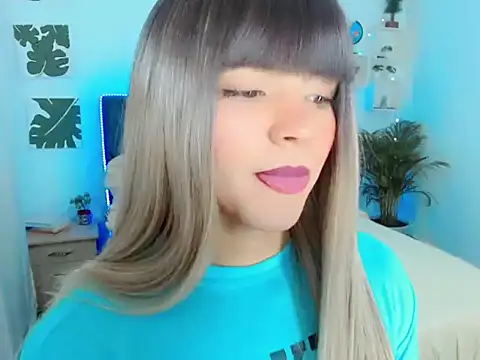 Snapshot of ZoeSchmmit chatting on July 17, 7:41 pm ZoeSchmmit online show from July 17, 7:41 pm
