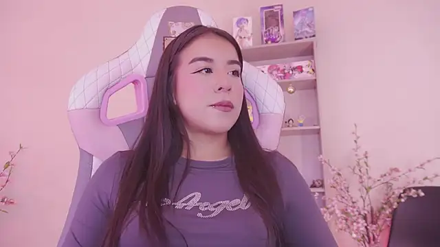 Snapshot of mavi_boo chatting on February 12, 8:04 pm mavi boo online show from February 12, 8:04 pm