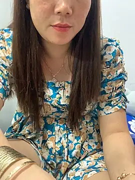 Snapshot of Baby-lovely69 chatting on February 2, 1:32 pm Baby-lovely69 online show from February 2, 1:32 pm