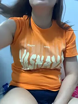 Snapshot of Baby-lovely69 chatting on February 6, 4:50 am Baby-lovely69 online show from February 6, 4:50 am